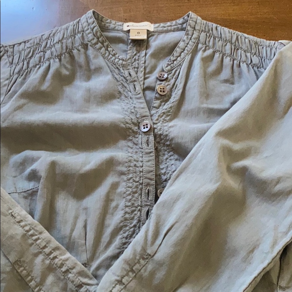 EUC Anthropology Elevenses green/Grey top size 0